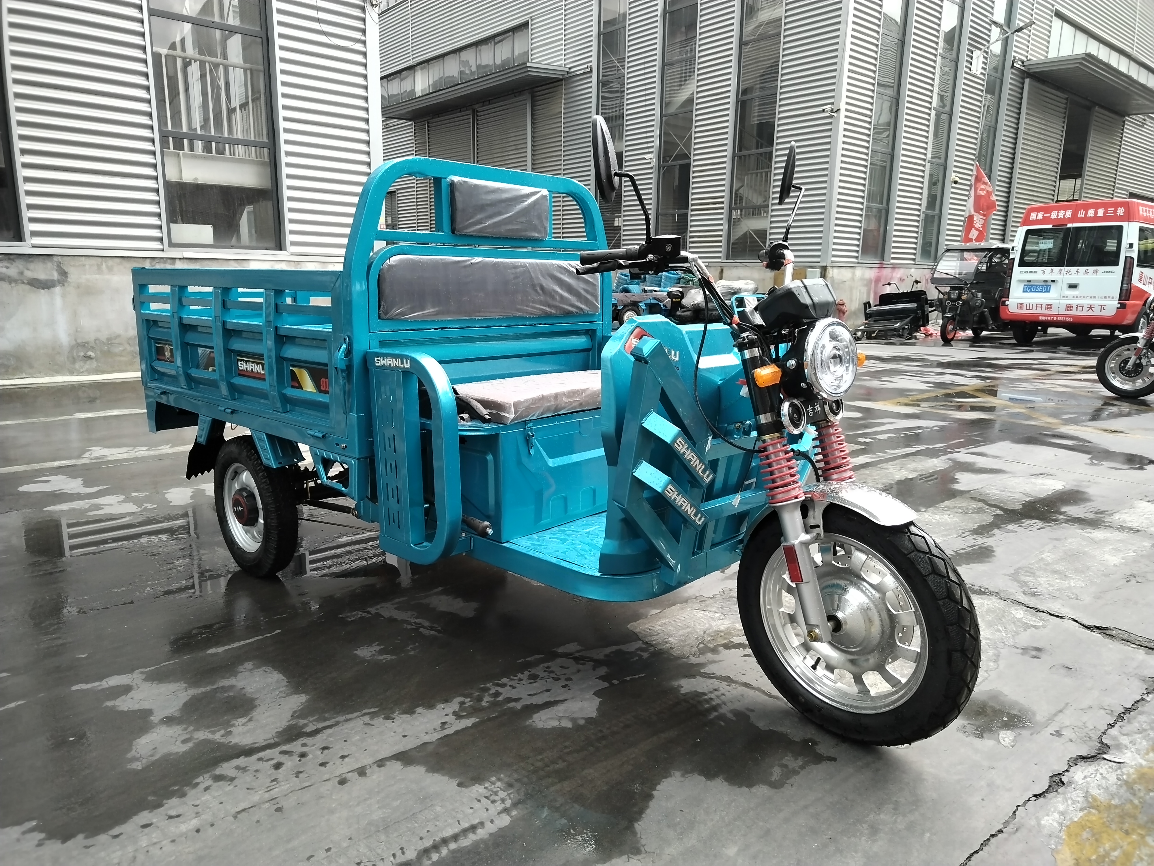 LB-GA602 Electric cargo trike with lead-acid battery EEC certification 2023 new producing multiple color options