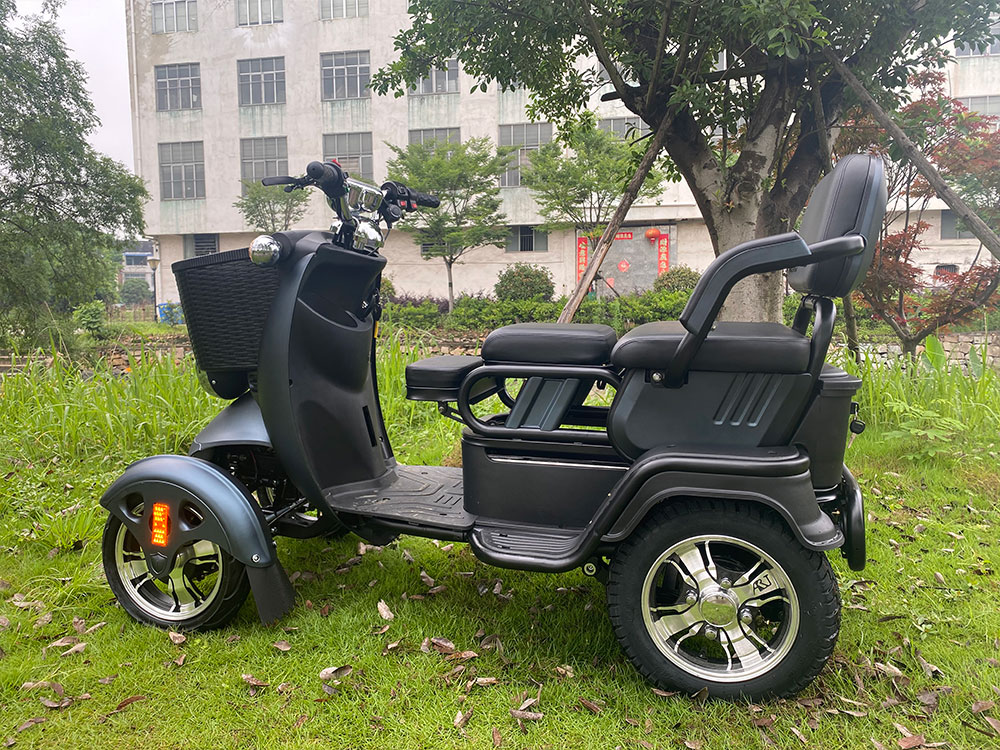 Hot Selling 4 Wheel Electric Mobiltiy Scooter For Elderly Disabled 40 ...